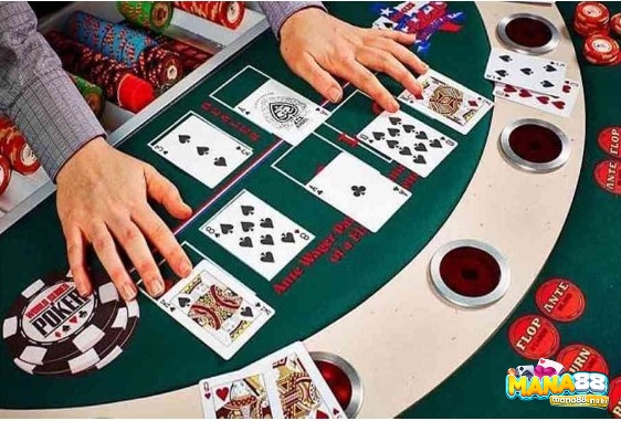 Game bài poker là gì?