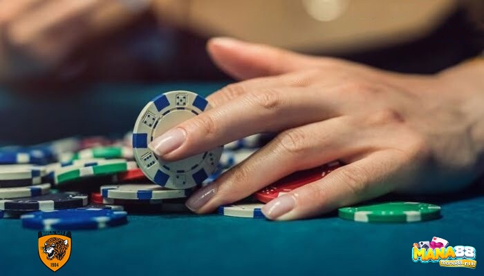 EV Poker là lợi nhuận kì vọng