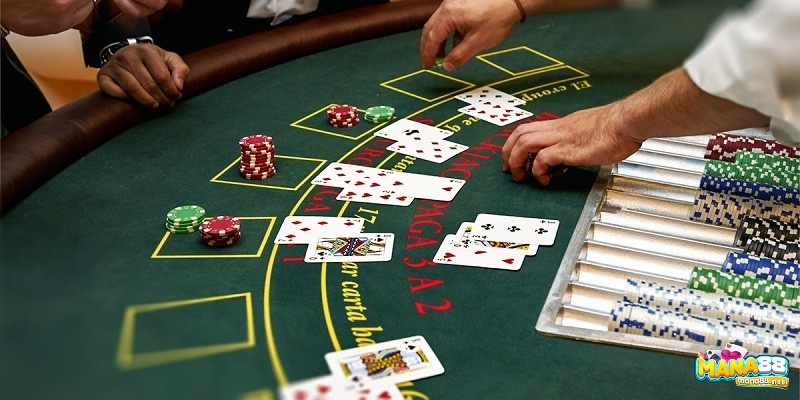 Phân biệt xì tố và Poker - Những điểm giống nhau của hai loại bài
