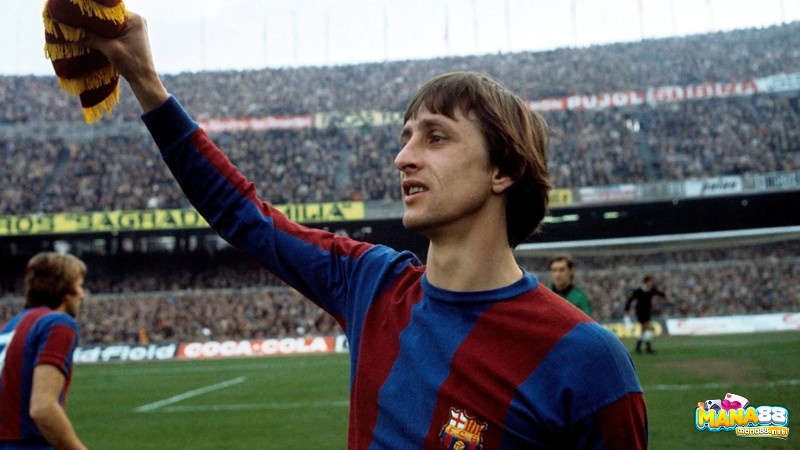 Sự nghiệp lẫy lừng của thánh bóng đá Johan Cruyff